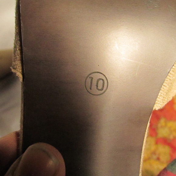 Mi.iM Genuine Leather Tan Block Heels - Picture 2 of 9